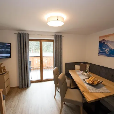 Neumayer * フィーホーフェン